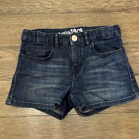 Gap kids girls denim shorts - Picture 2 of 5